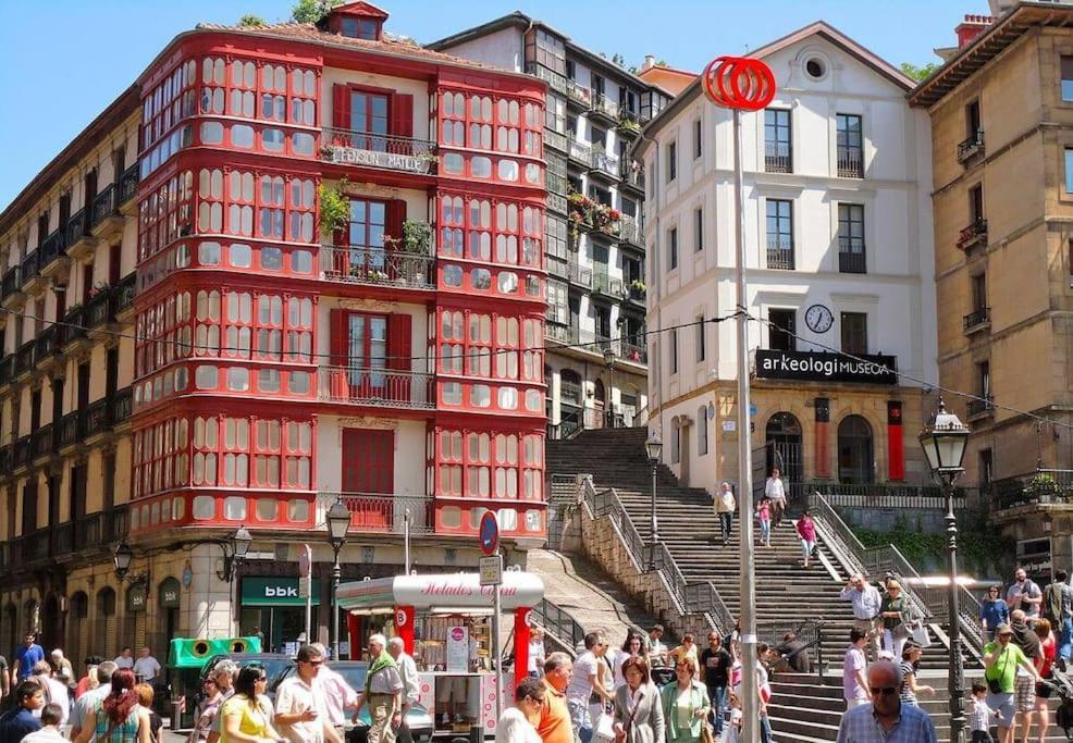 Appartamento Cultura Y Gastronomia En El Casco Viejo Bilbao Esterno foto