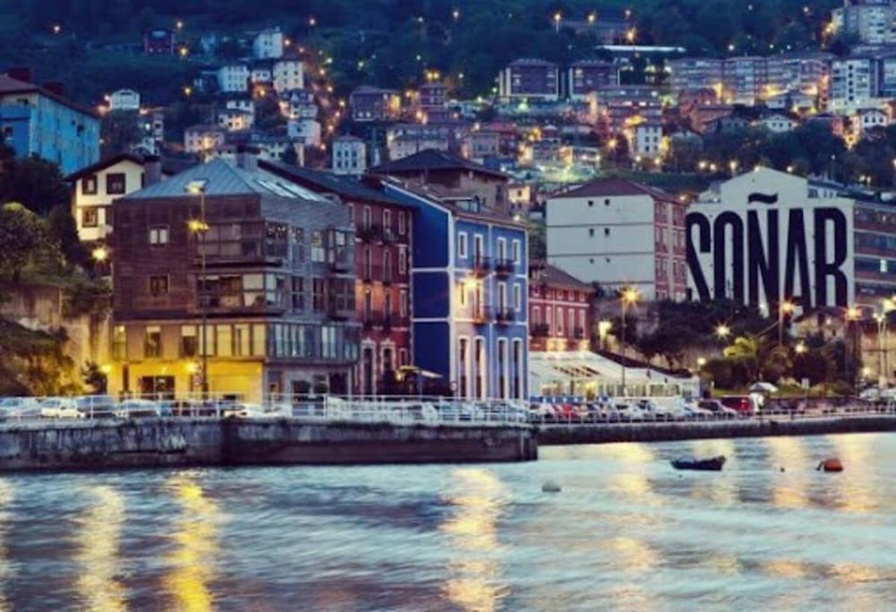 Appartamento Cultura Y Gastronomia En El Casco Viejo Bilbao Esterno foto