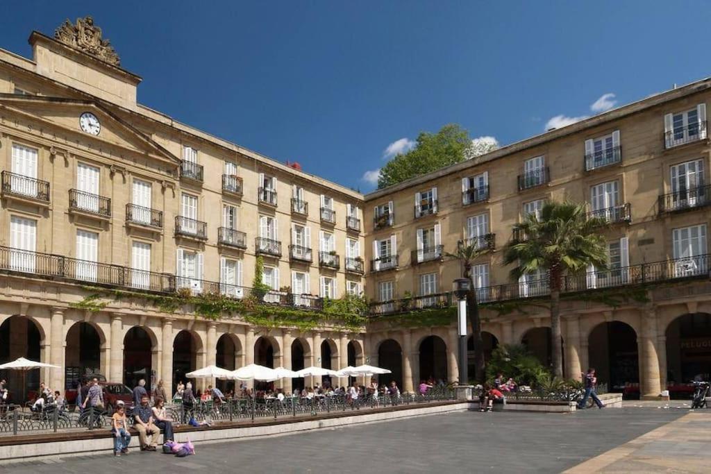 Appartamento Cultura Y Gastronomia En El Casco Viejo Bilbao Esterno foto